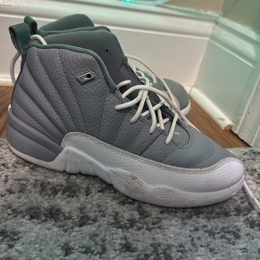 Jordan 12 Retro - Picture 4 of 5